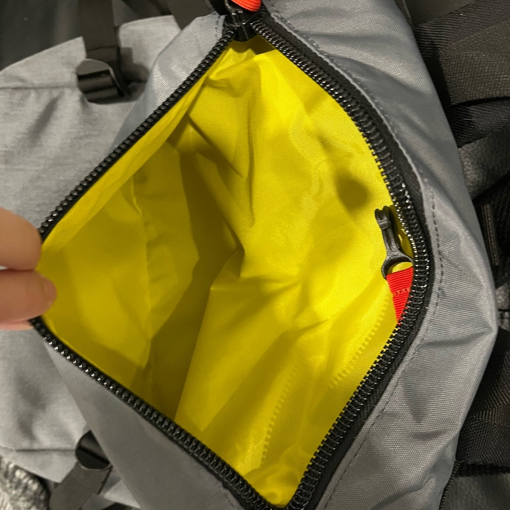 Topo Designs Rover Pack Classic - Picture 3 of 11
